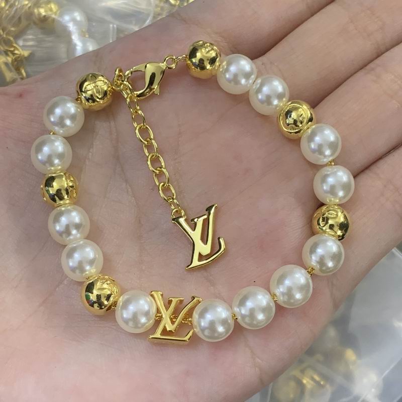 LV Bracelet 03lyr605
